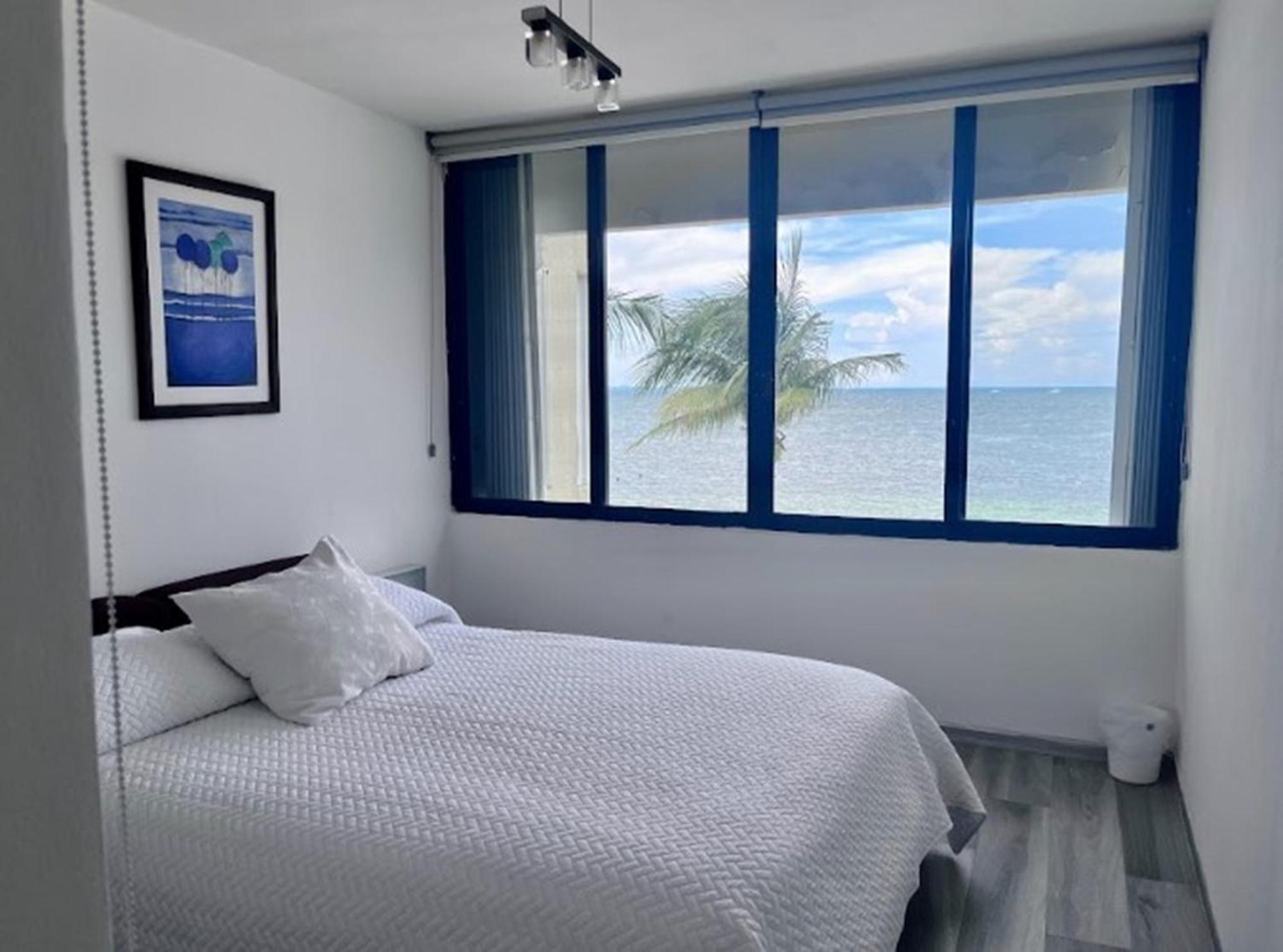 Oceanfront Condo At Unique Location Cancun Exterior photo